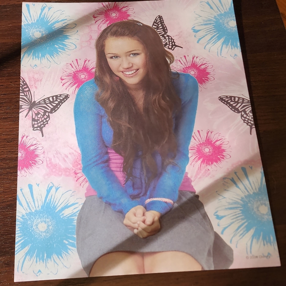 Miley Cyrus Pinup Bundle